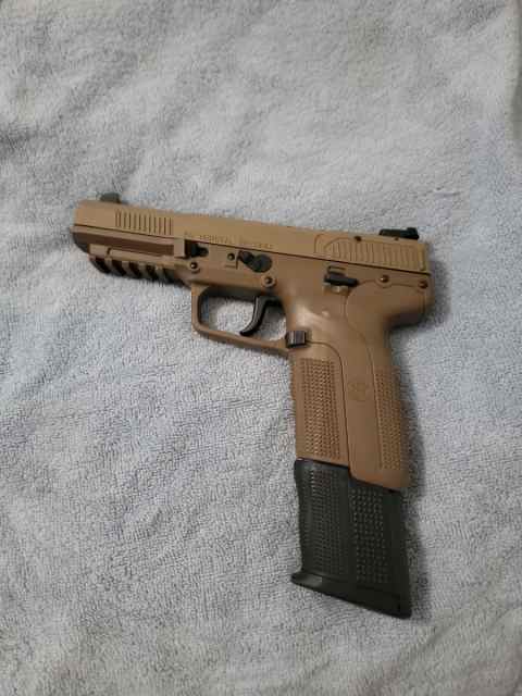 Fn 5.7 with 3 mags and ammo