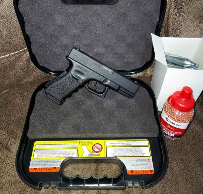 Glock 19 Umarex CO2 BB Pistol