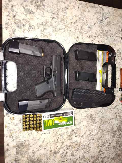 Glock 43x in great condition with extras TEXT!