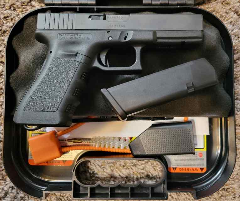 Glock 17 (Gen 3) 