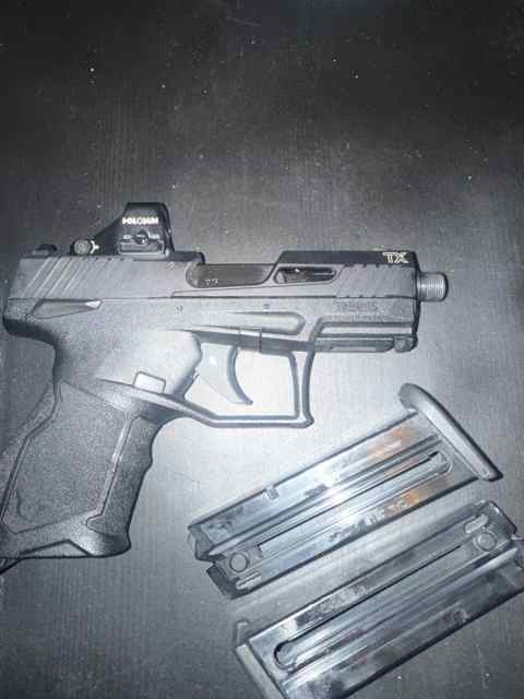 Taurus TX-22 Compact
