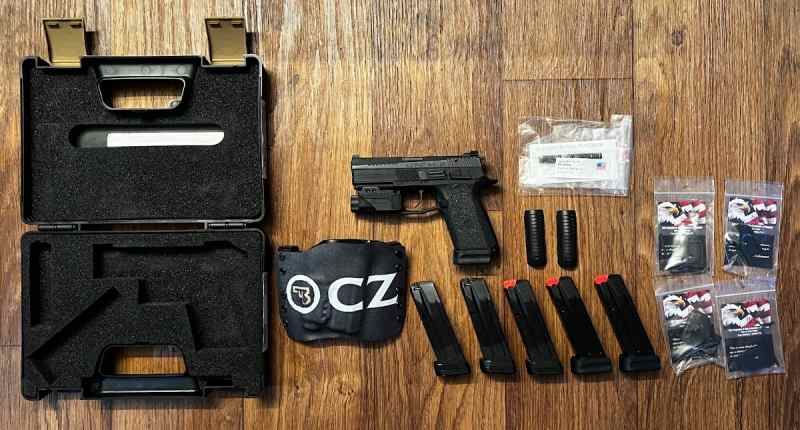 CZ PO-7 &amp; SAR B-6 [CZ 75B clone] in Terrell