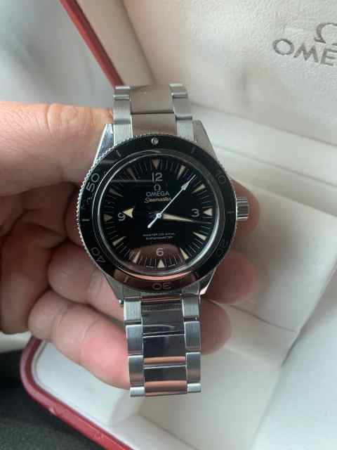 omega seamaster ref# 23330412101001