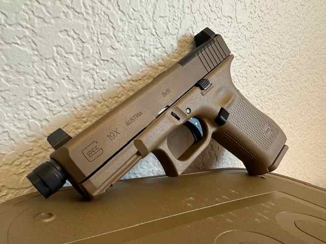 Glock 19X MOS - Threaded Barrel (9mm) - NIB