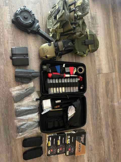 Gear and stuff for sale 