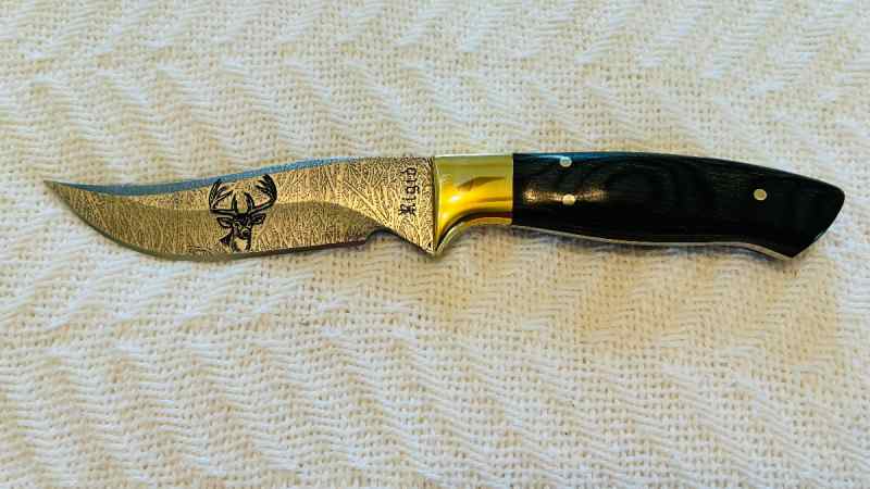 Rigid Hunting Knife w/Leather Sheath, Etched Blade