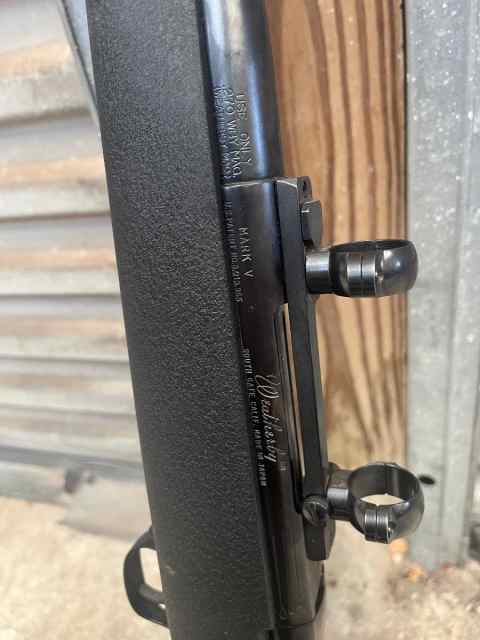 Weatherby Mark V Fibermark 270 wby.