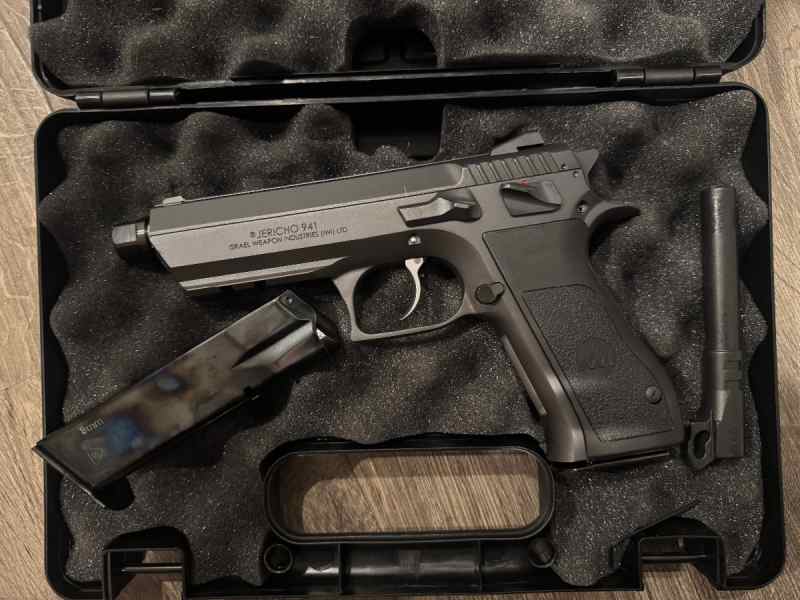 IWI Jericho 941F threaded Cajun