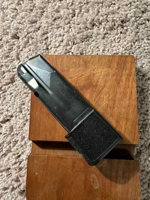 P365 Sig 15 rounds mags - $30.00