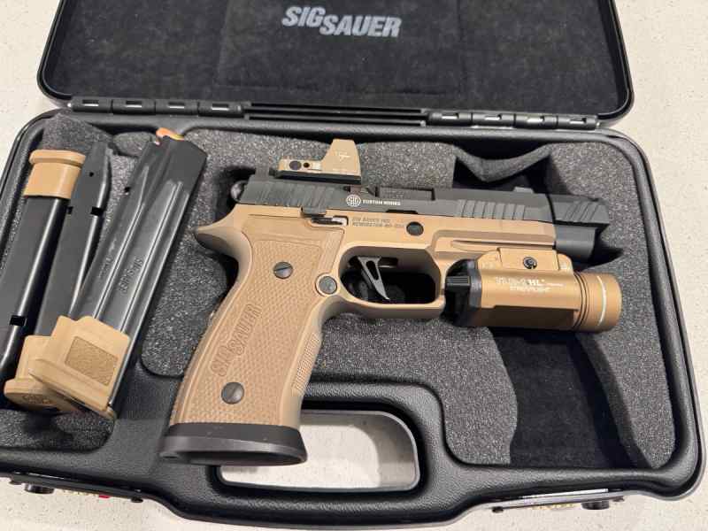 Sig Custom P320 AXG Combat (fully loaded)