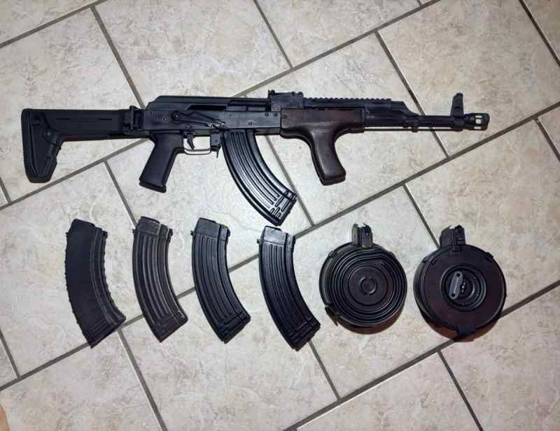 ROMANIAN AK WITH EXTRAS OBO